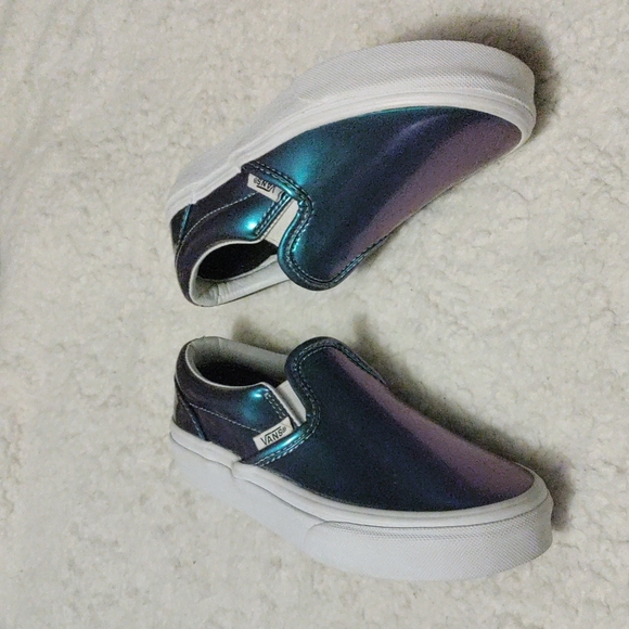 NWOT Holographic Vans Youth Size 1.0 - Picture 3 of 5